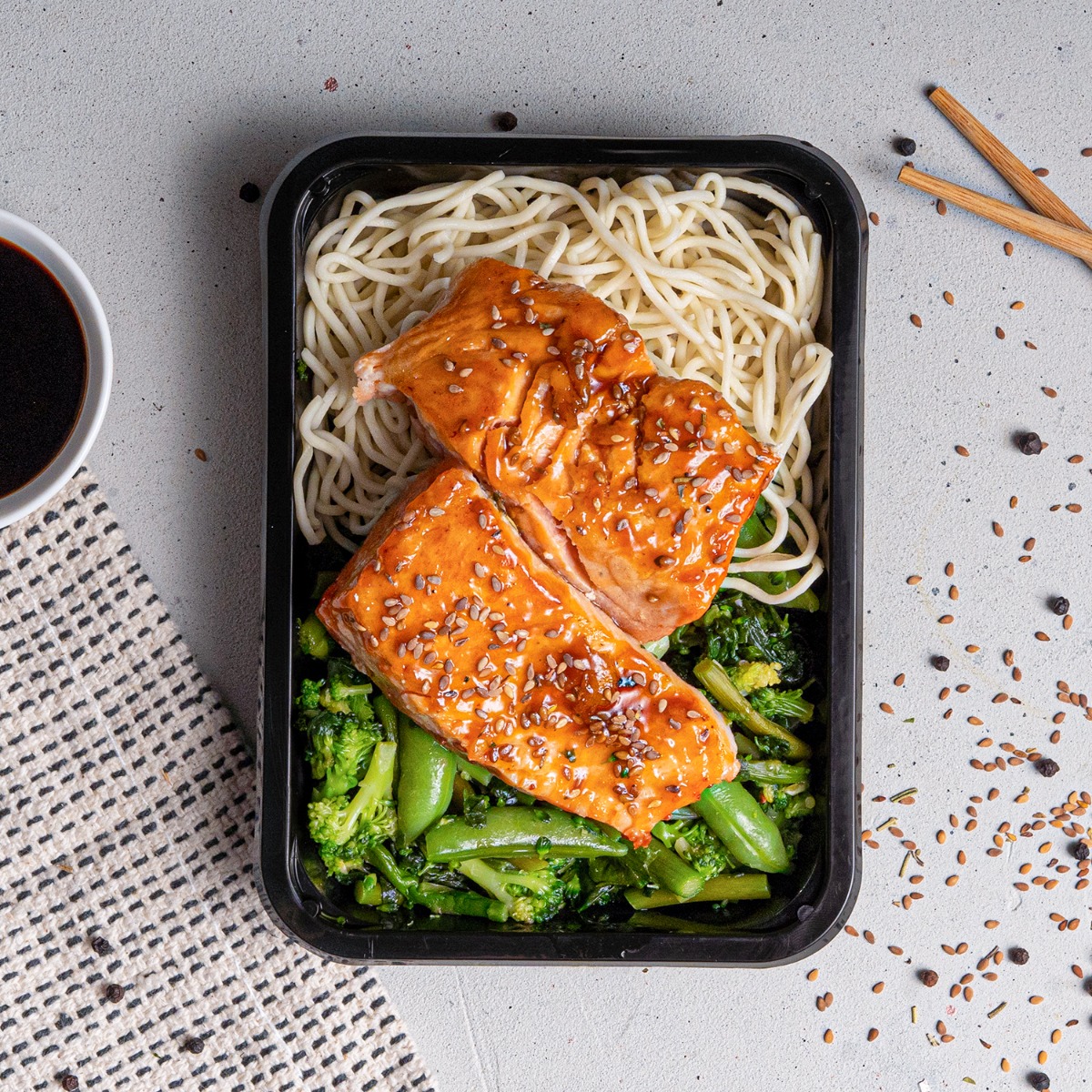 Spiermassa - Zalm Teriyaki - Noedels - Wok verde